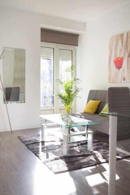 Comodo Y Agradable Estudio En Madrid Centro A2 Экстерьер фото